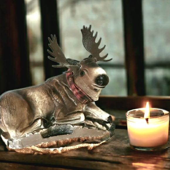 Vintage Adirondack Chalkware Moose, Cozy Cabin Hunting Lodge Decor - Picture 1 of 10